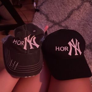 Emma chamberlain horny hat